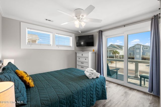 598 Ocean Boulevard W, Holden Beach, NC 28462