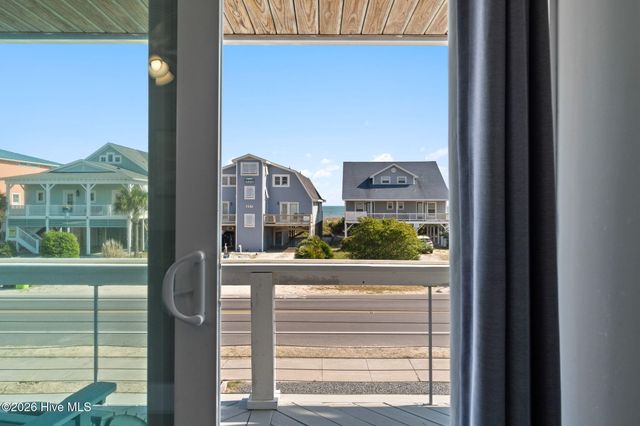 598 Ocean Boulevard W, Holden Beach, NC 28462