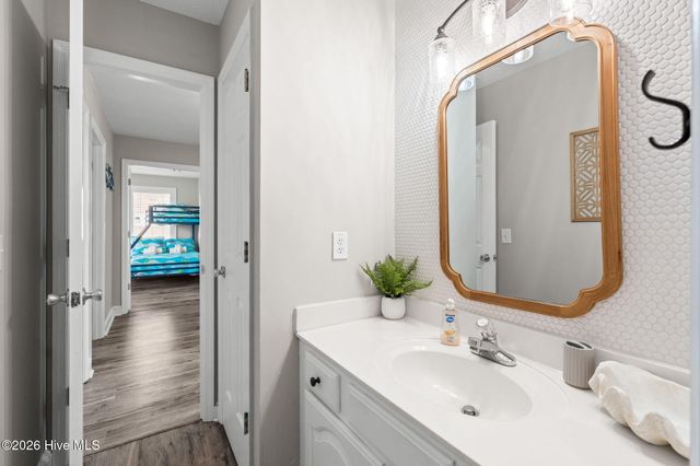 598 Ocean Boulevard W, Holden Beach, NC 28462