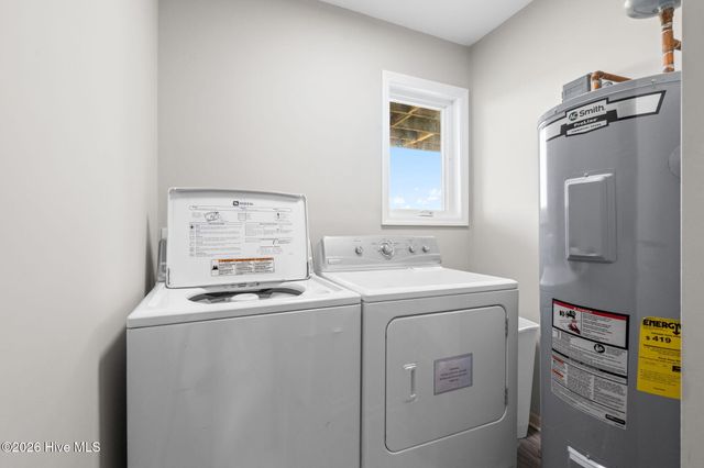 598 Ocean Boulevard W, Holden Beach, NC 28462