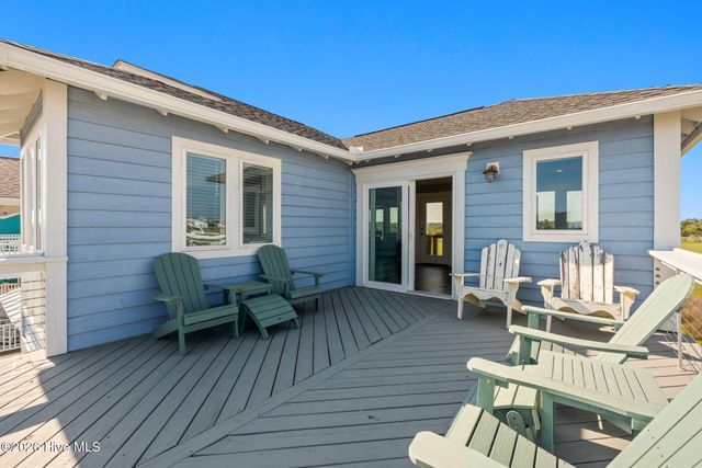 598 Ocean Boulevard W, Holden Beach, NC 28462