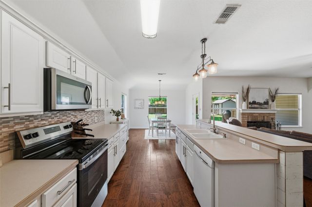 348 Meador Lane, Burleson, TX 76028