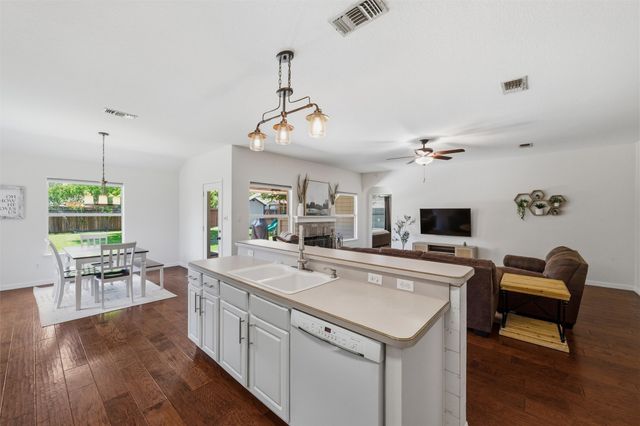 348 Meador Lane, Burleson, TX 76028