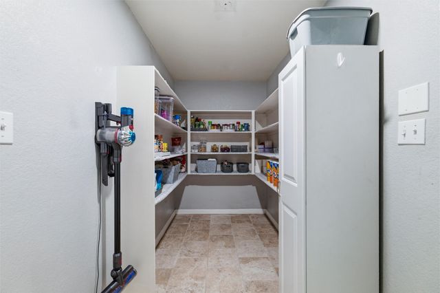 348 Meador Lane, Burleson, TX 76028