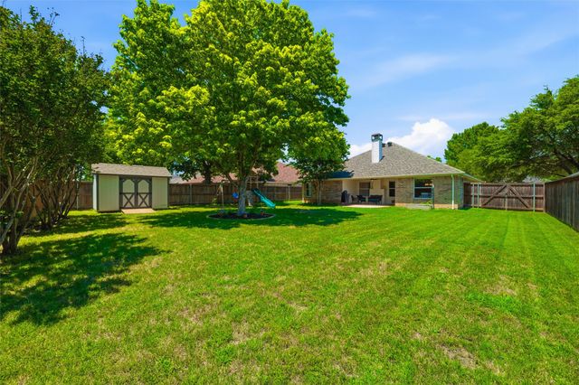 348 Meador Lane, Burleson, TX 76028