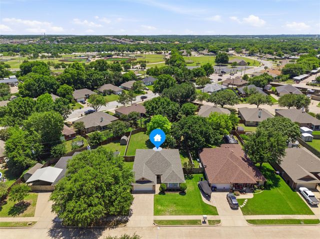 348 Meador Lane, Burleson, TX 76028
