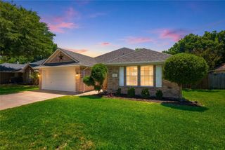 348 Meador Lane, Burleson, TX 76028