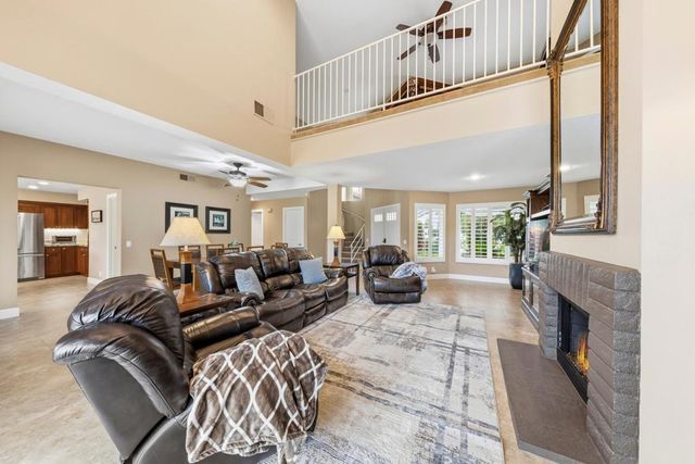 223 Desert Falls Drive E, Palm Desert, CA 92211