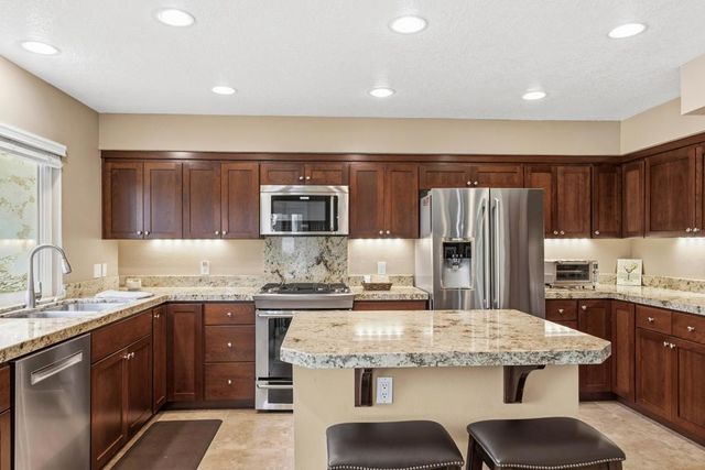 223 Desert Falls Drive E, Palm Desert, CA 92211