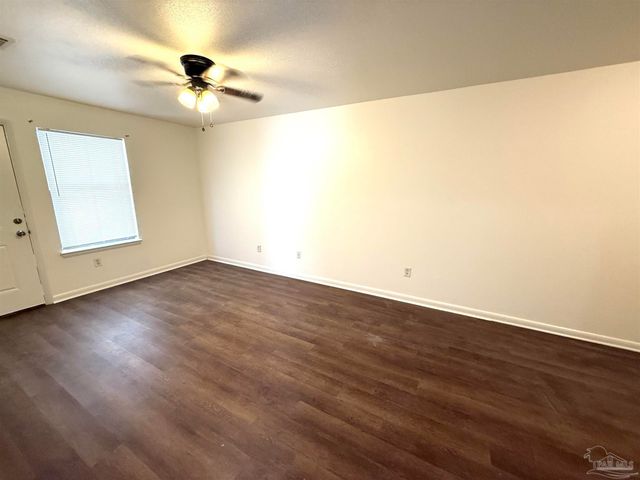 3202 Redwood Ln D, Gulf Breeze, FL 32563