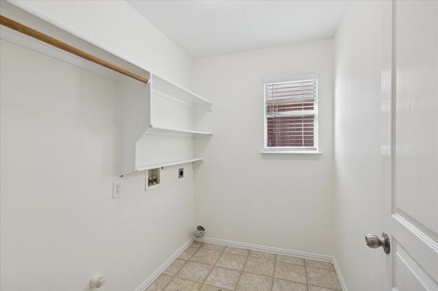 1917 Windowmere Trail, Weatherford, TX 76085