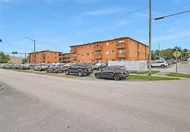 2330 NW 11th Street 24, Miami, FL 33125