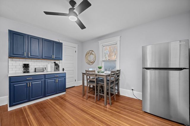 211 E Dover Court, Davenport, IA 52803