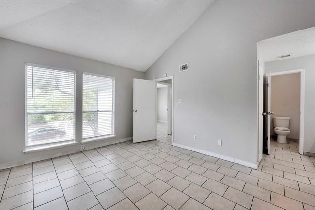 6110 W Mount Houston Road C, Houston, TX 77088