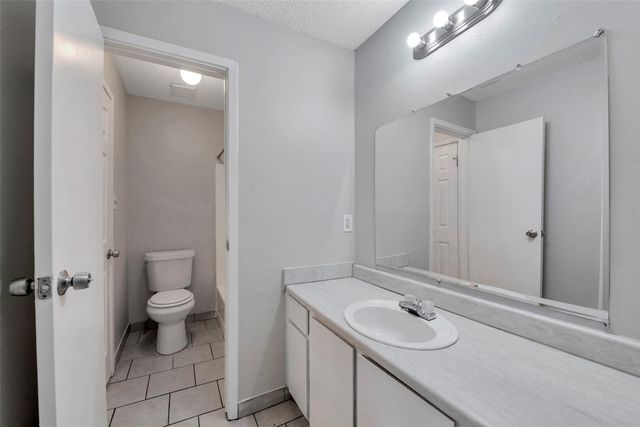 6110 W Mount Houston Road C, Houston, TX 77088