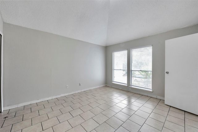 6110 W Mount Houston Road C, Houston, TX 77088