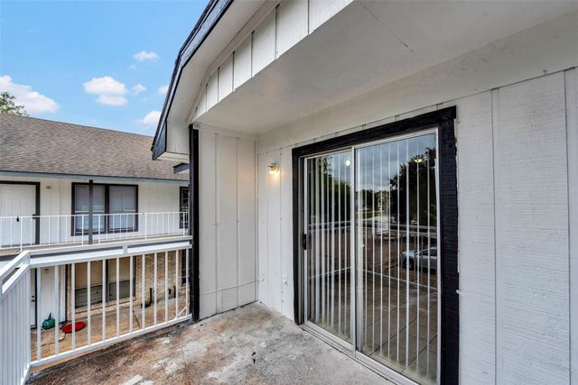 6110 W Mount Houston Road C, Houston, TX 77088