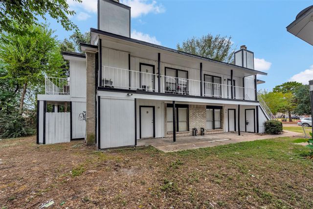 6110 W Mount Houston Road C, Houston, TX 77088