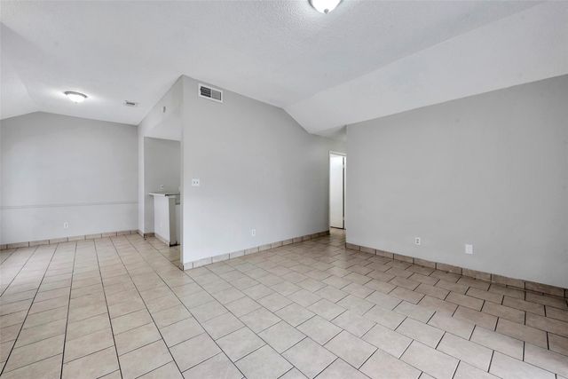 6110 W Mount Houston Road C, Houston, TX 77088