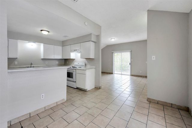 6110 W Mount Houston Road C, Houston, TX 77088