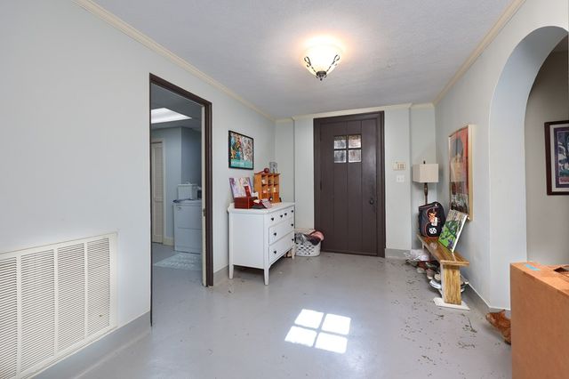 1007 4th Avenue, West Point, GA 31833