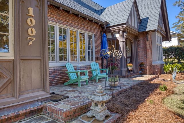 1007 4th Avenue, West Point, GA 31833