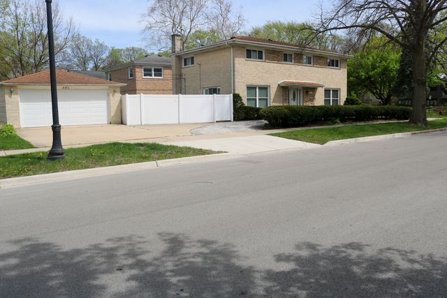 401 Dewey Avenue, Evanston, IL 60202