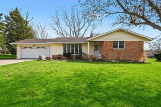 6158 Sandy Hill Drive, Eau Claire Vllg, MI 49111