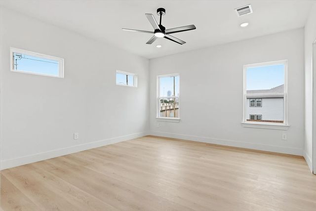 2501 Merlin Street, Dallas, TX 75215