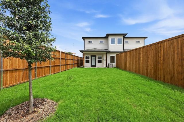 2501 Merlin Street, Dallas, TX 75215
