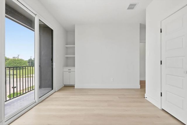 2501 Merlin Street, Dallas, TX 75215
