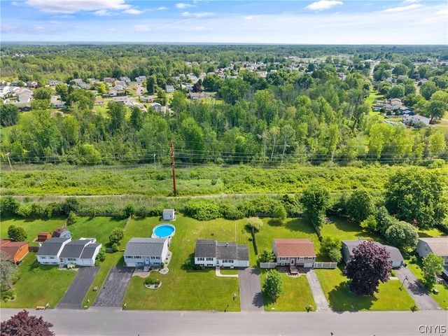 8092 Pickett Lane, Cicero, NY 13039