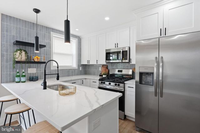 1128 E UPSAL ST, Philadelphia, PA 19150