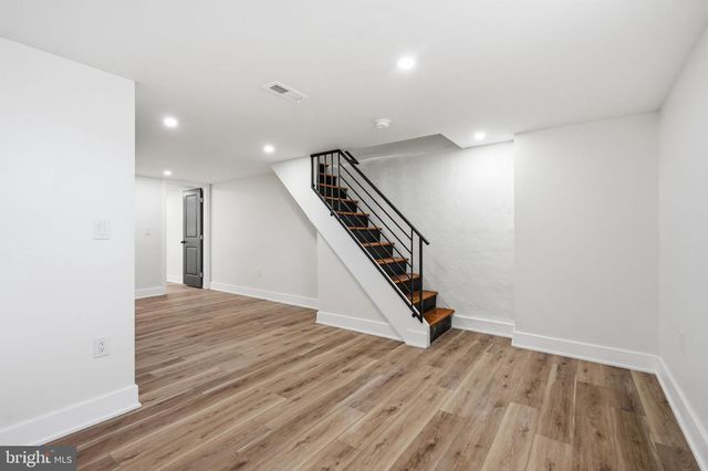 1128 E UPSAL ST, Philadelphia, PA 19150
