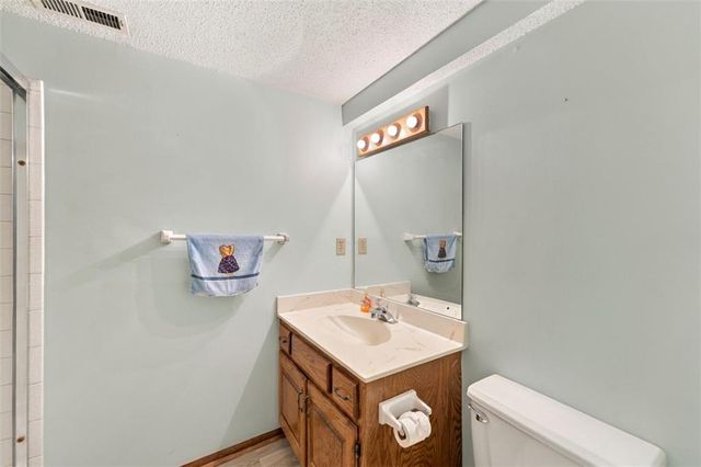 16513 E 51st St Court S, Independence, MO 64055