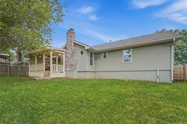 16513 E 51st St Court S, Independence, MO 64055