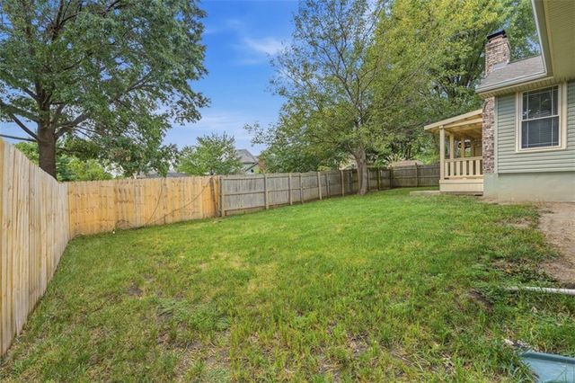 16513 E 51st St Court S, Independence, MO 64055