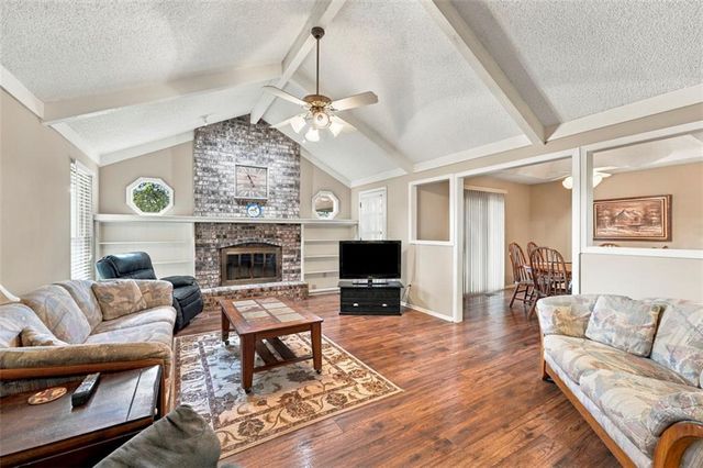 16513 E 51st St Court S, Independence, MO 64055
