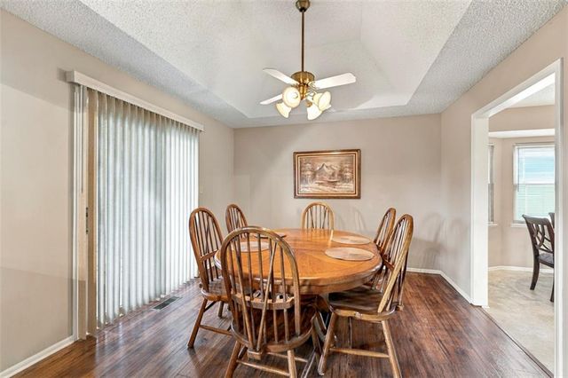 16513 E 51st St Court S, Independence, MO 64055