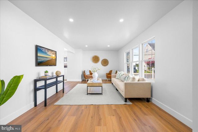 321 N HARVARD AVE, Ventnor City, NJ 08406