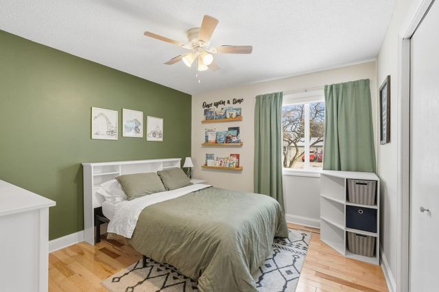 10640 Aquila Avenue S, Bloomington, MN 55438