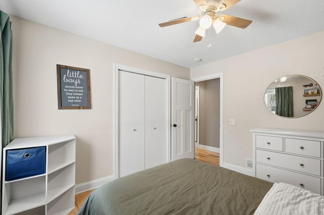 10640 Aquila Avenue S, Bloomington, MN 55438