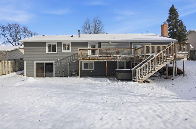 10640 Aquila Avenue S, Bloomington, MN 55438