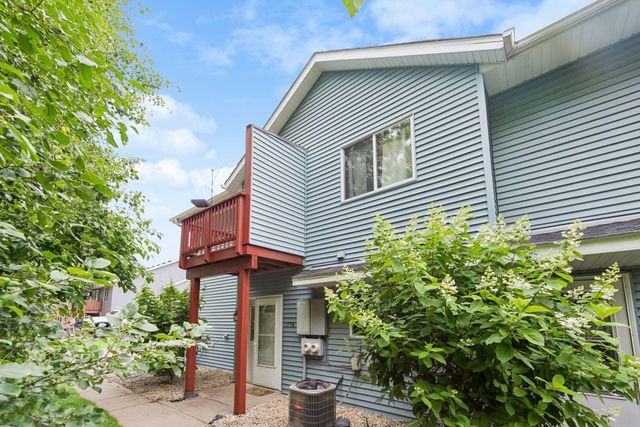 1756 Helena Road N, Oakdale, MN 55128