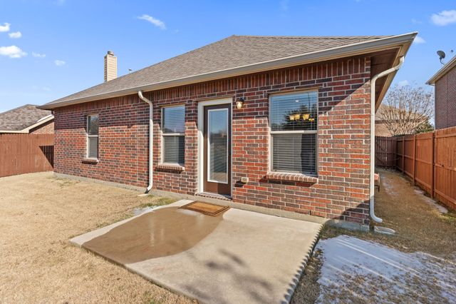 3805 Weatherstone Drive, Fort Worth, TX 76137