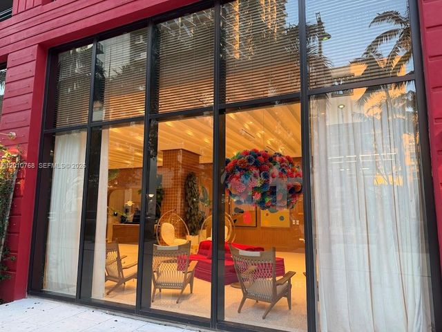 90 NE 32 803, Miami, FL 33137