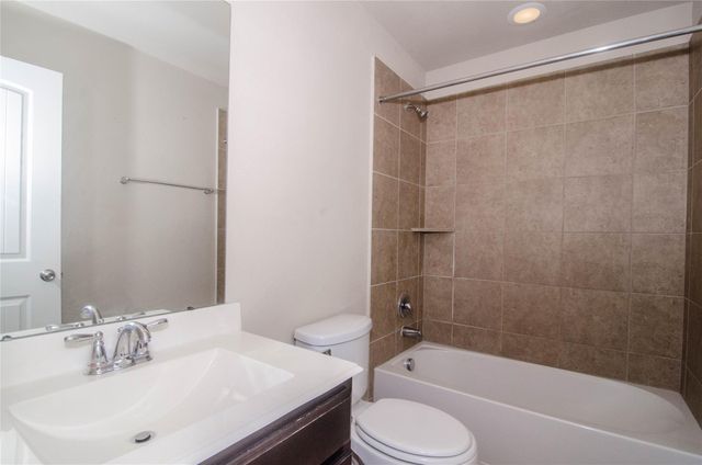 15607 Granite Mountain Trail, Houston, TX 77049