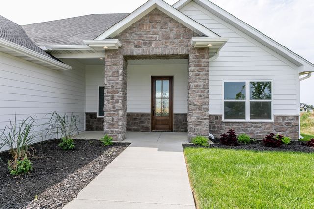 909 SPYGLASS CT, Columbia, MO 65201