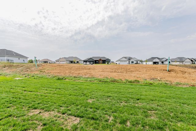 909 SPYGLASS CT, Columbia, MO 65201