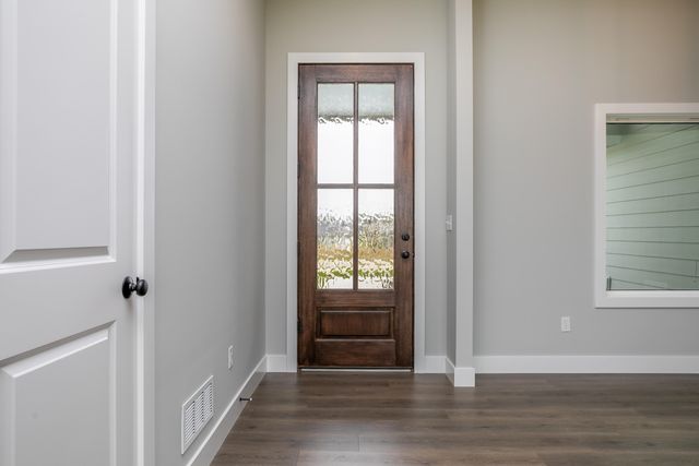 909 SPYGLASS CT, Columbia, MO 65201